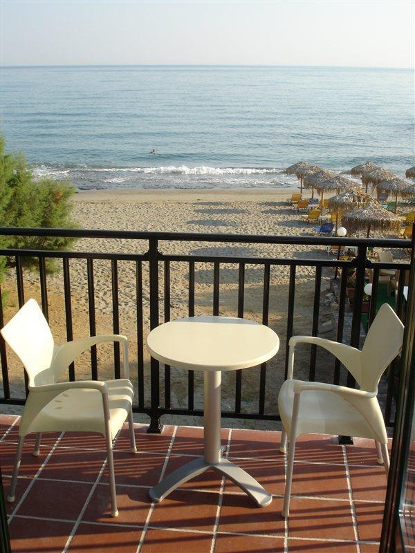 Margarita Beach Hotel Agia Marina Eksteriør bilde